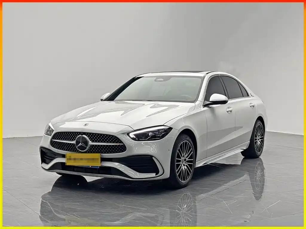 Mercedes-Benz C-Class — фото 1