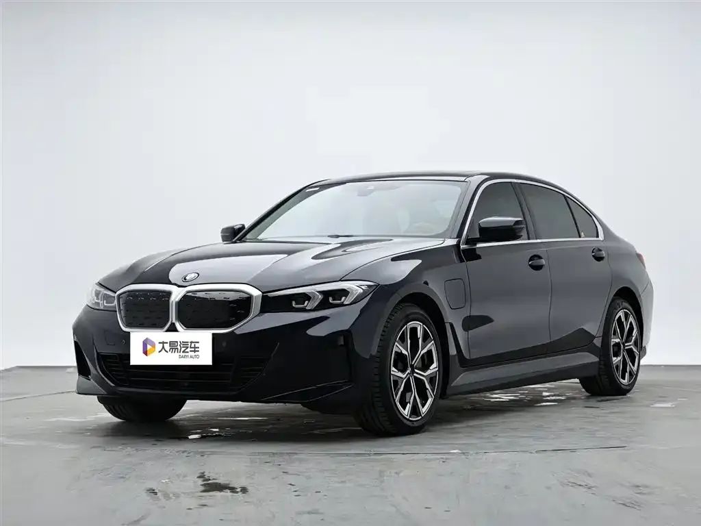 BMW i3 — фото 1