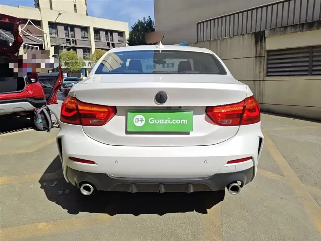 BMW 1 Series 2021 из CN, фото 9