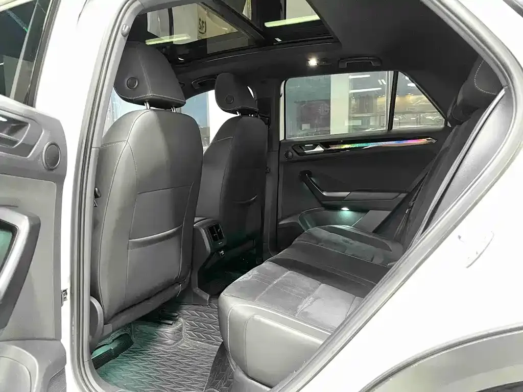 Volkswagen T-Roc 2022 из CN, фото 3