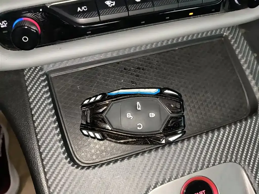 GAC Motor Shadow Leopard — фото 9