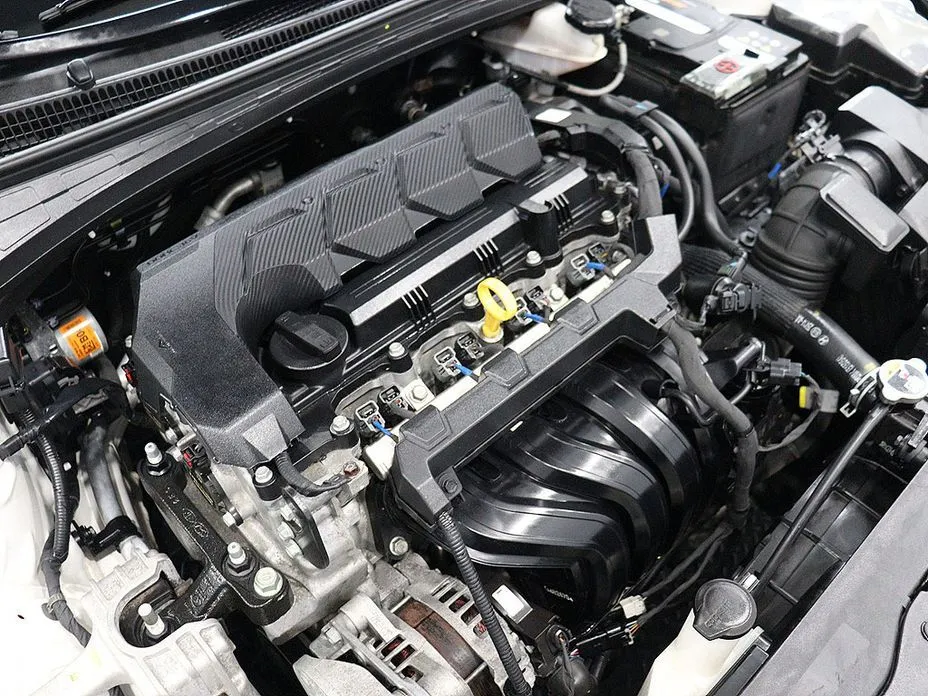 Hyundai AVANTE — фото 9