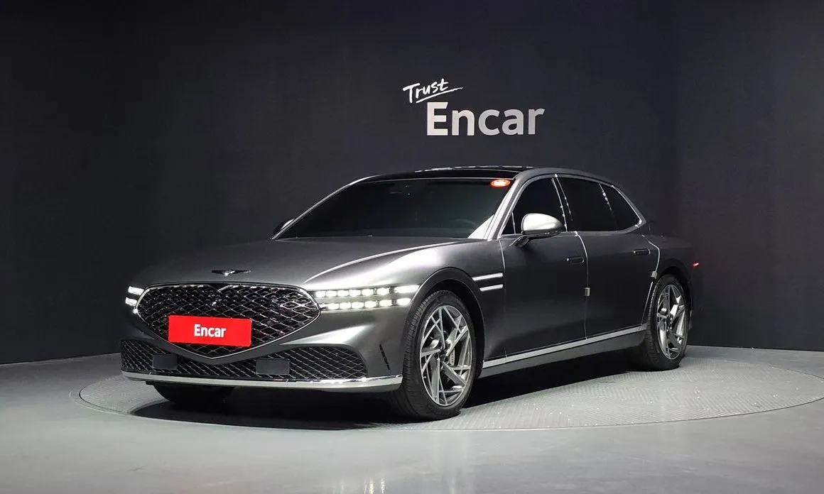 Genesis G90 — фото 1