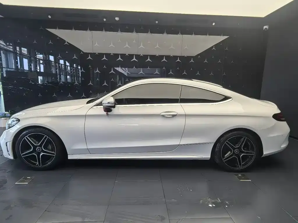 Mercedes-Benz C-Class (Import) — фото 2