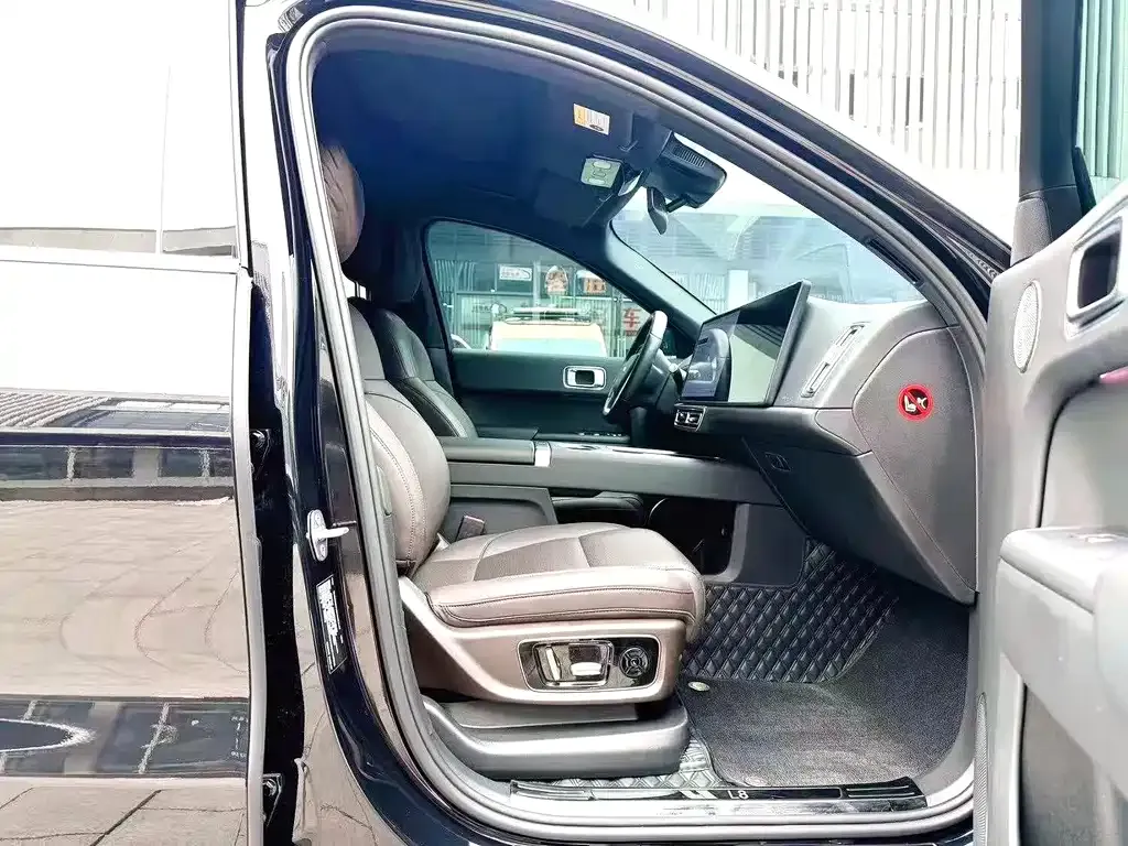 Li Auto L8 2023 из CN, фото 3