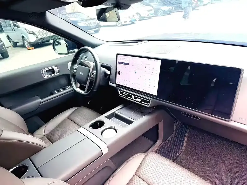 Li Auto L8 2023 из CN, фото 4