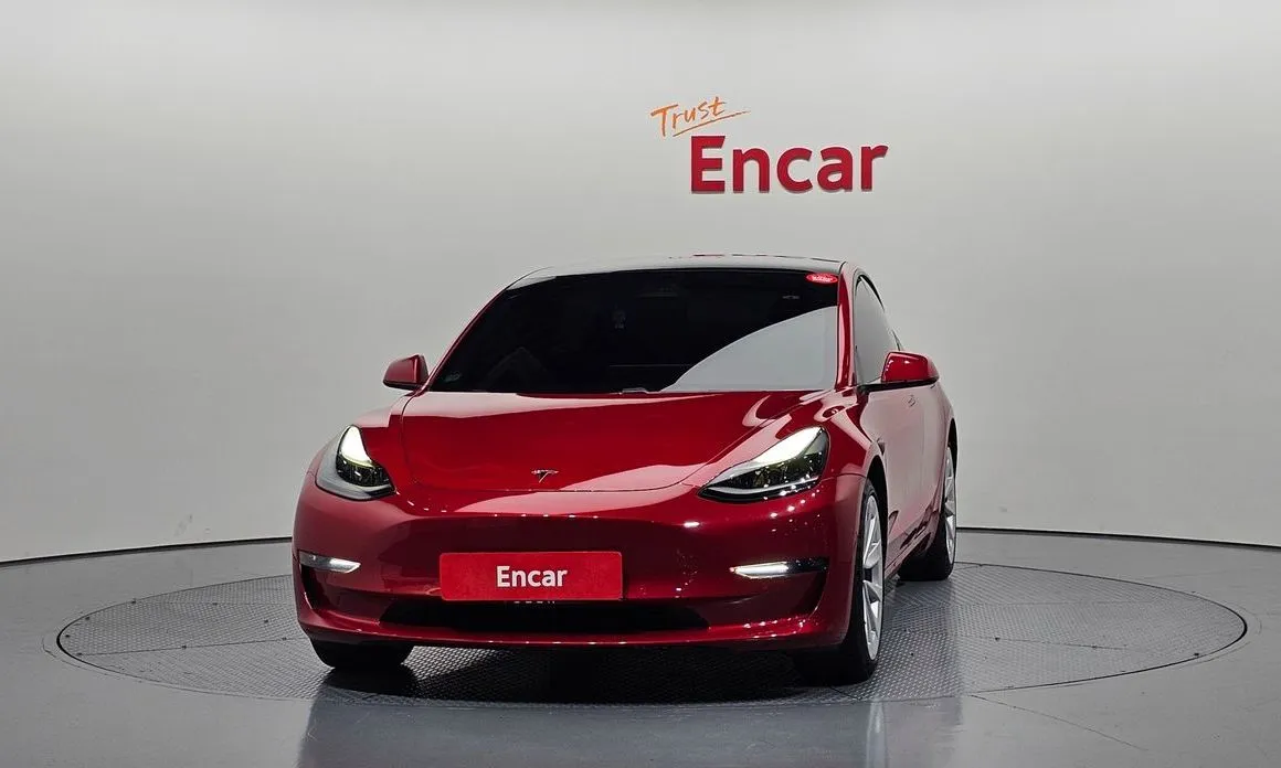Tesla Model 3 — фото 5