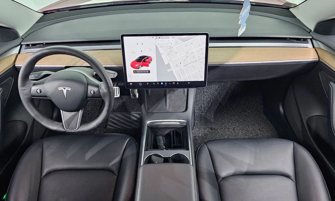 Tesla Model 3 — фото 7