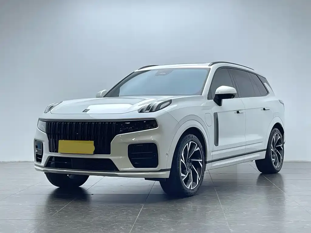 Lynk & Co 09 PHEV
