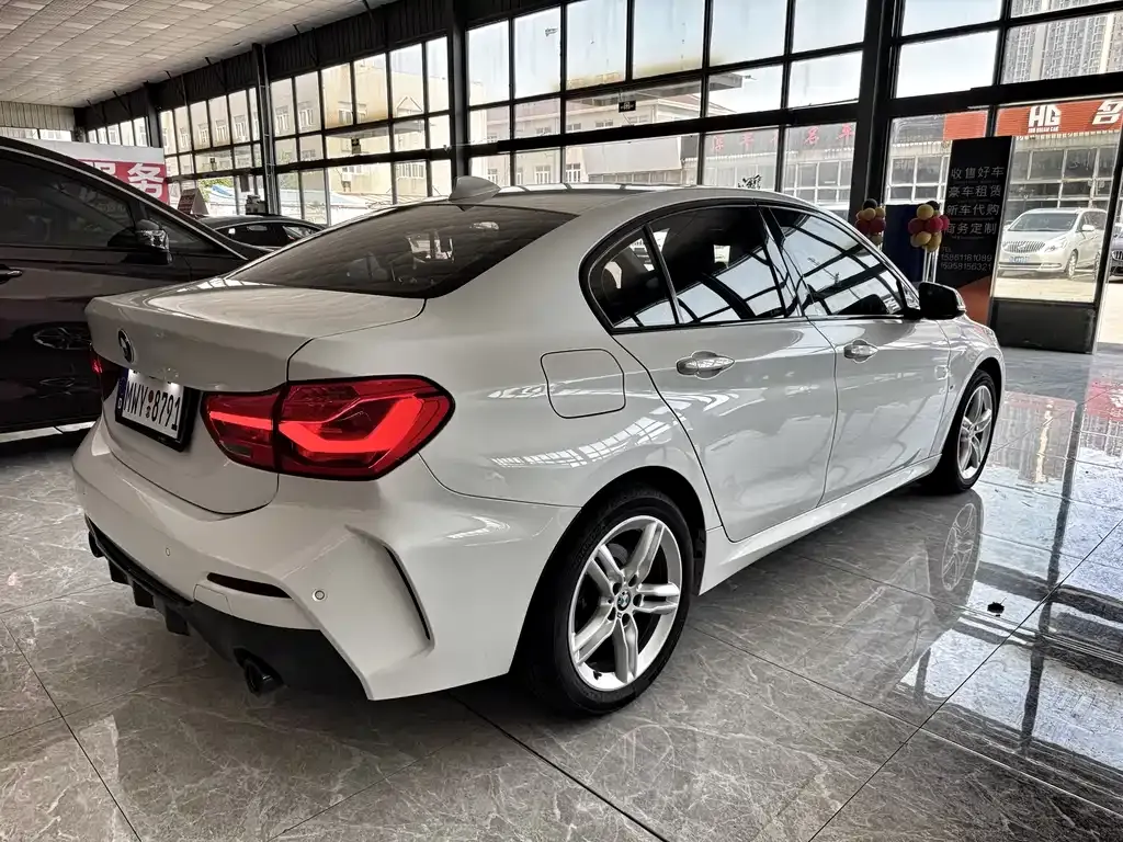 BMW 1 Series — фото 8
