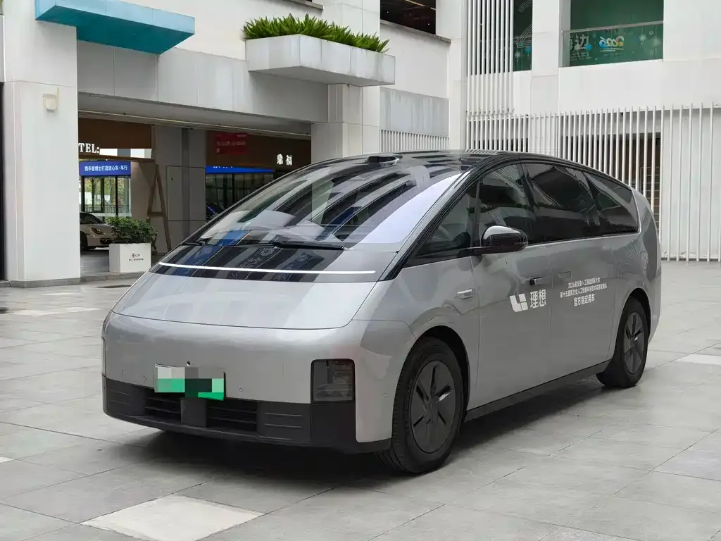 Li Auto MEGA
