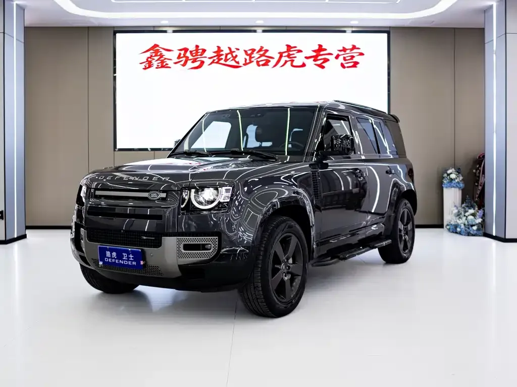 Land Rover Defender — фото 1