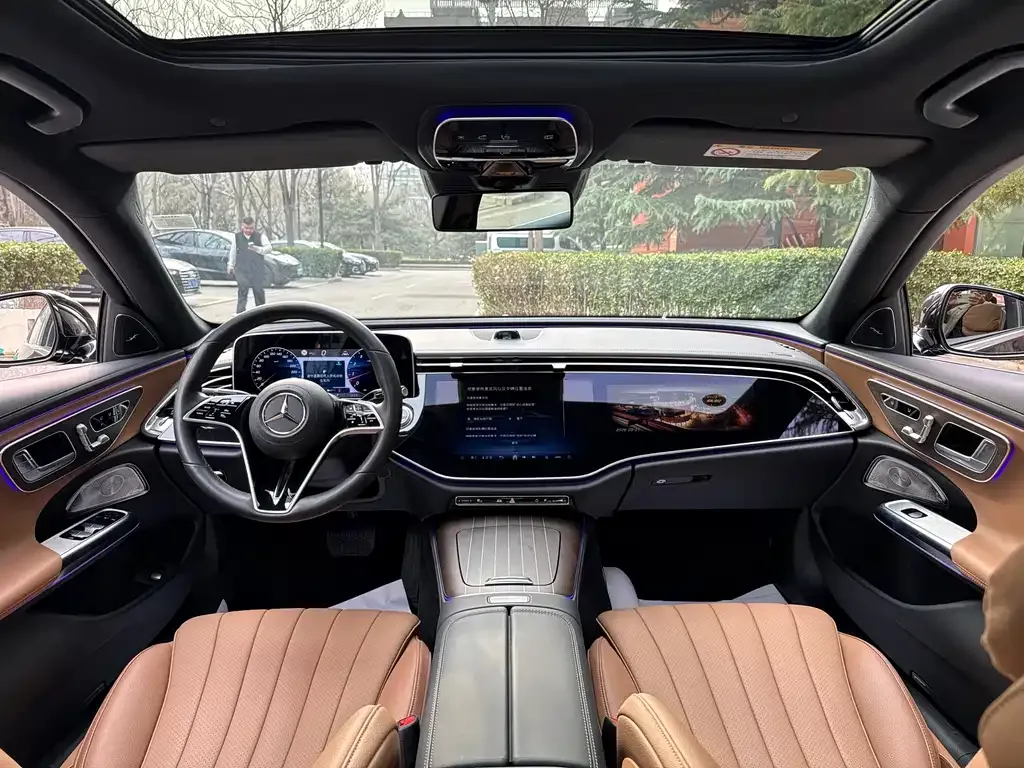 Mercedes-Benz E-Class 2024 из CN, фото 3
