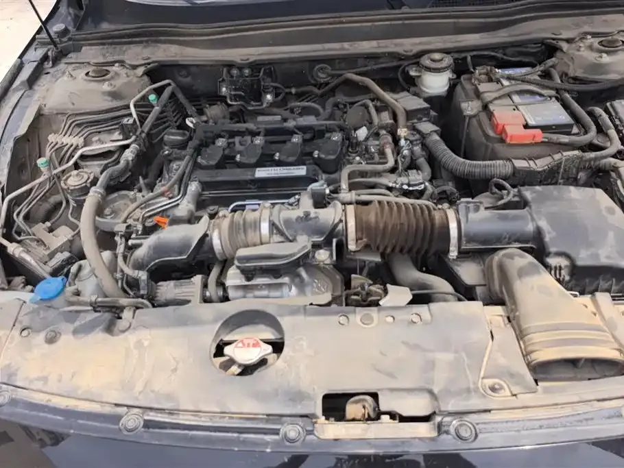 Honda Accord — фото 10