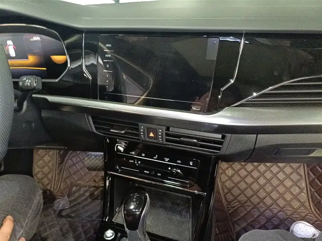 Volkswagen Passat — фото 8