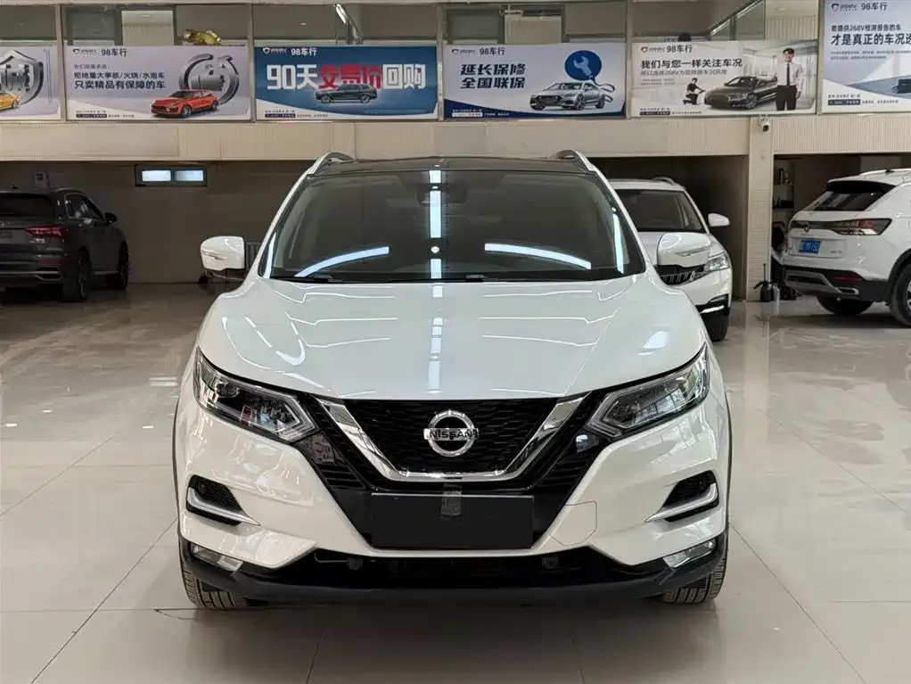 Nissan Qashqai — фото 6