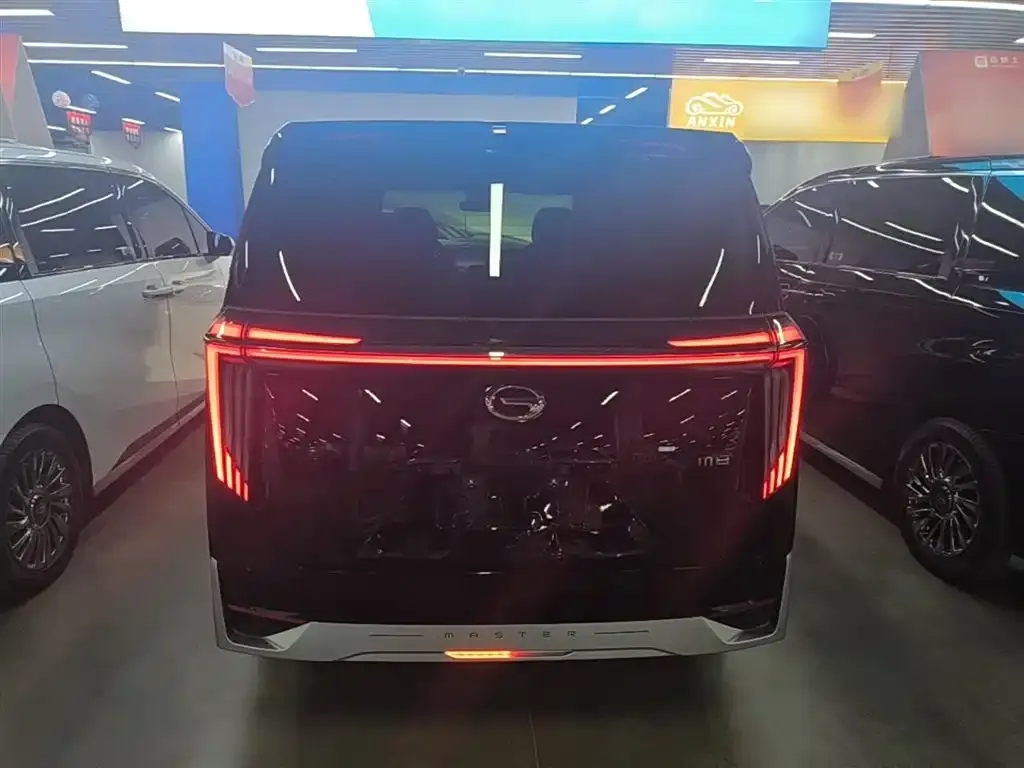 GAC Motor Trumpchi M8 — фото 2