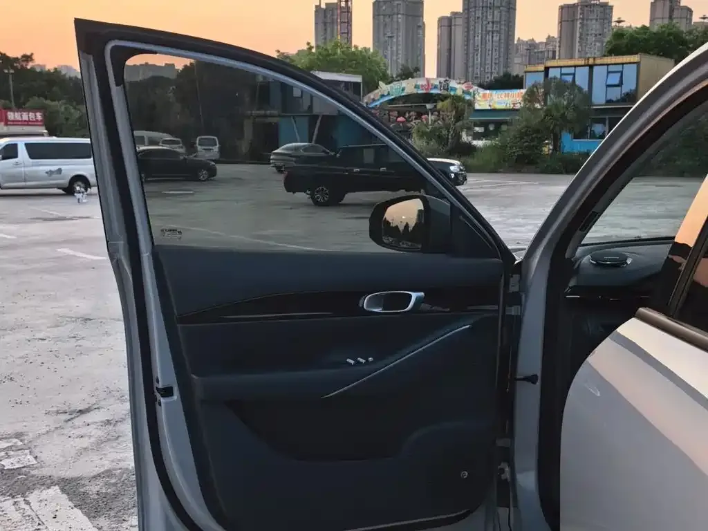 Geely Galaxy E5 2025 из CN, фото 8