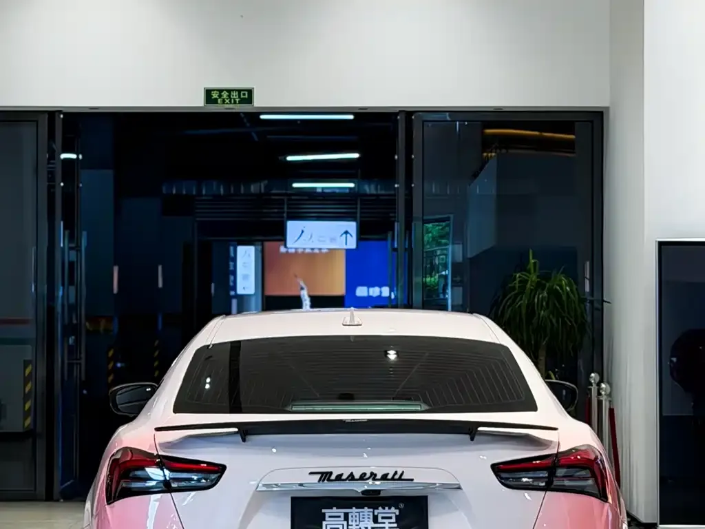 Maserati Ghibli — фото 5
