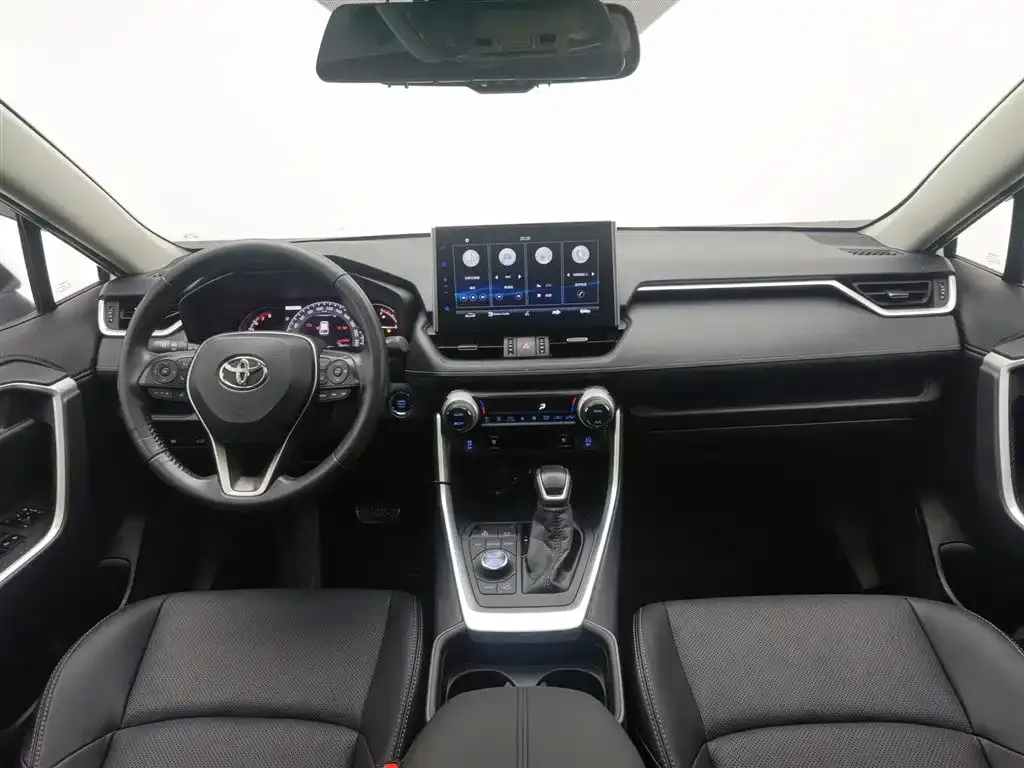 Toyota Wildlander — фото 10