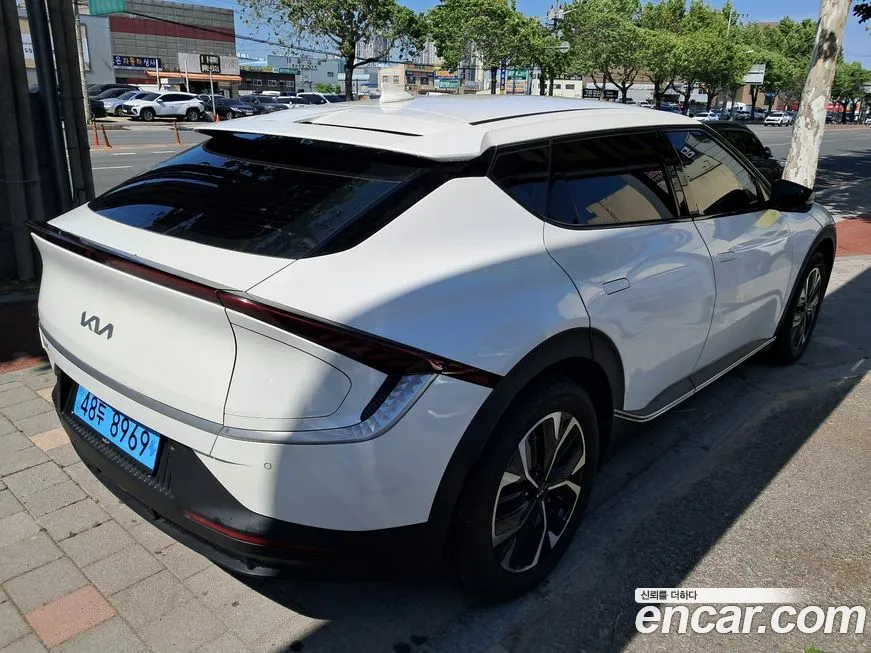 Kia EV6 — фото 7