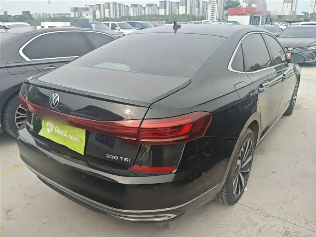 Volkswagen Passat — фото 7