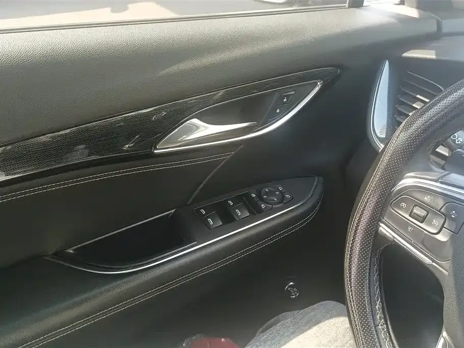Buick Envision S 2024 из CN, фото 3