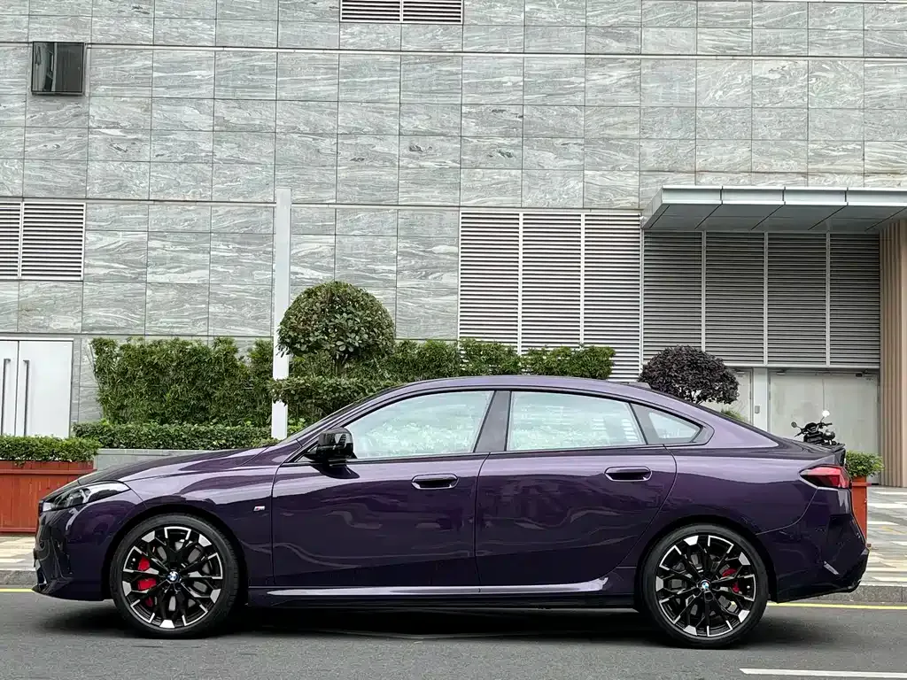 BMW M235L 2025 из CN, фото 10