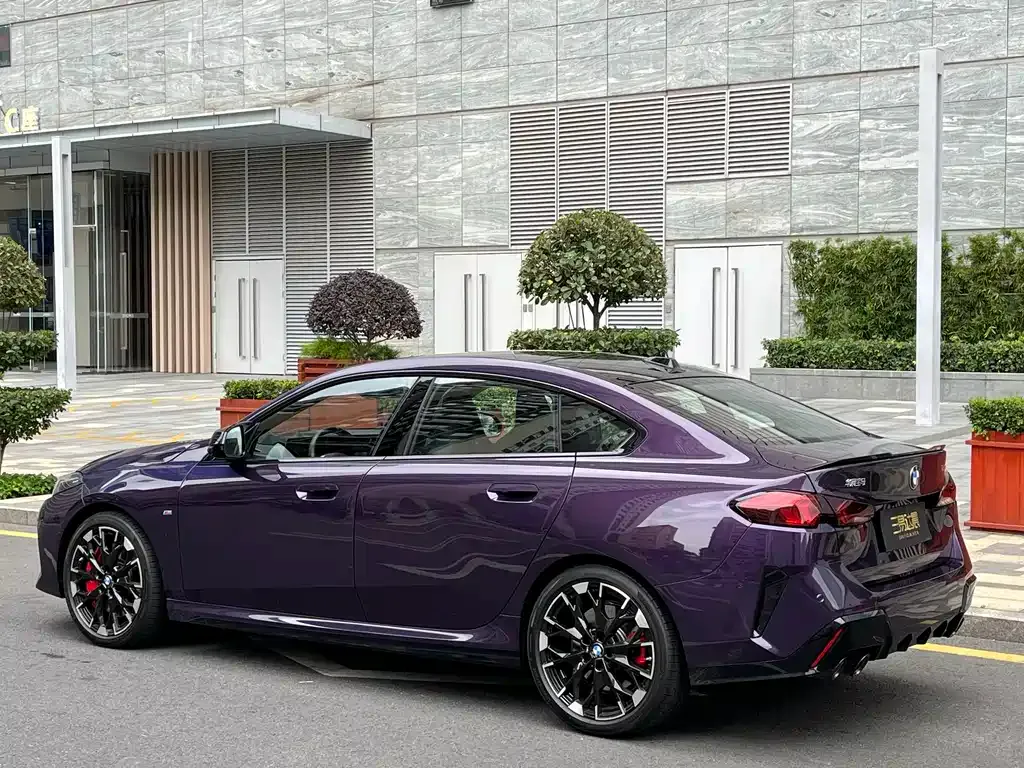 BMW M235L 2025 из CN, фото 7