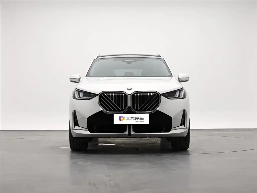 BMW X3 — фото 9