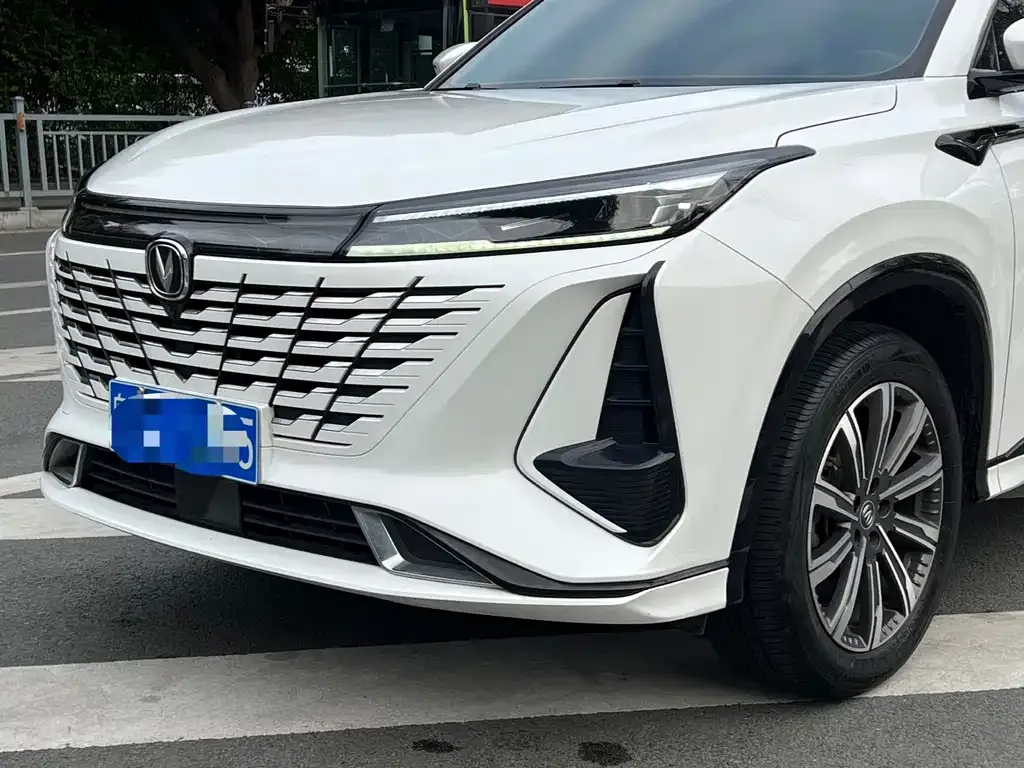 Changan CS75PLUS — фото 10