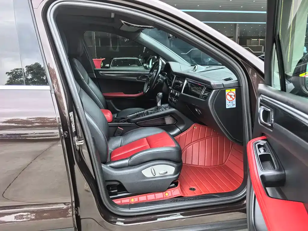 Porsche Macan 2022 из CN, фото 8