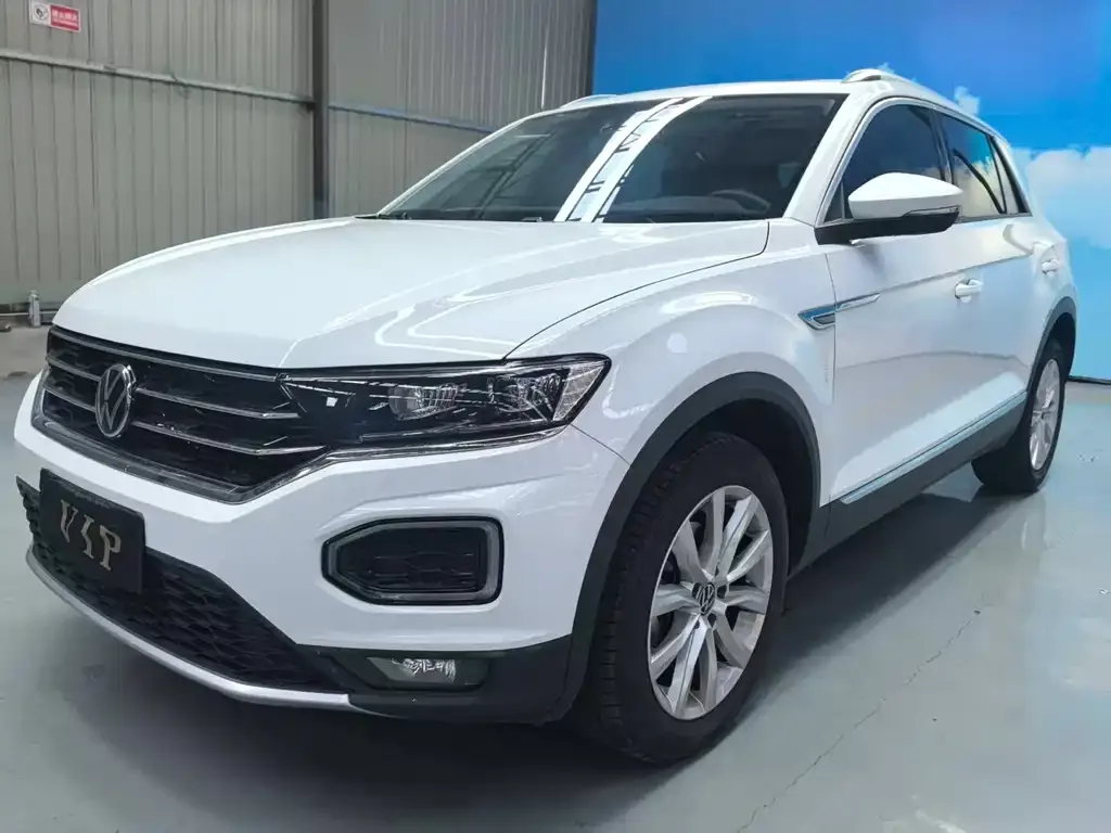 Volkswagen T-Roc — фото 6