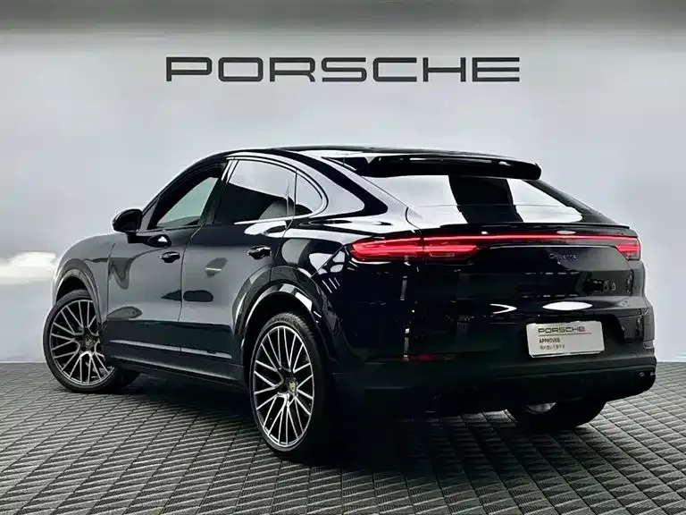 Porsche Cayenne — фото 6