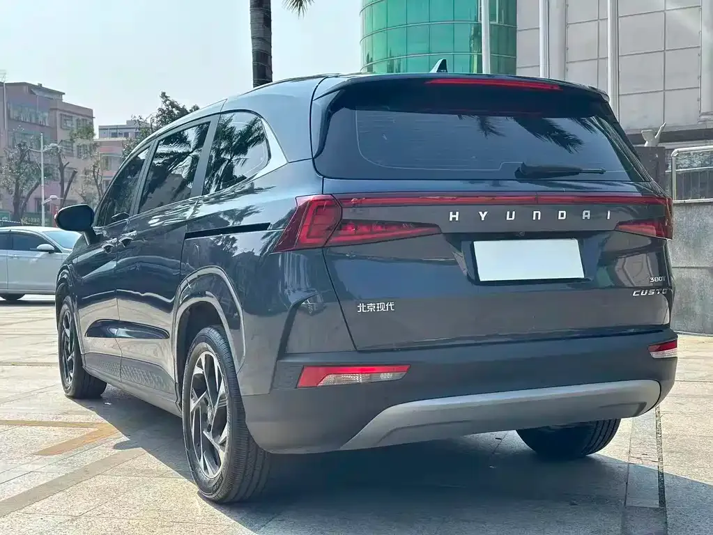 Hyundai Custo — фото 2