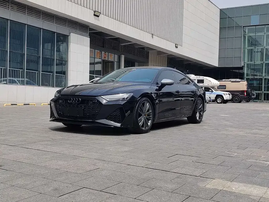 Audi A7 — фото 1