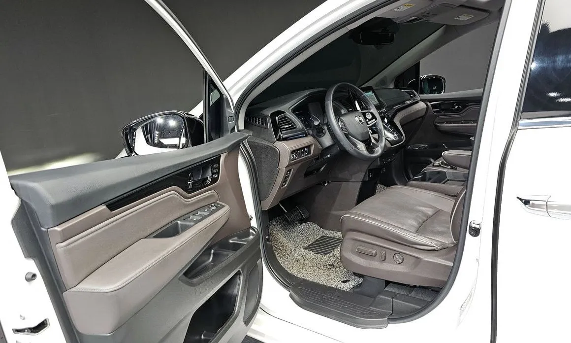 Honda Odyssey 2023 из KR, фото 8
