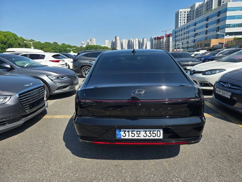 Hyundai Grandeur 2023 из KR, фото 2