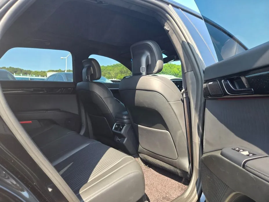 Hyundai Grandeur 2023 из KR, фото 3