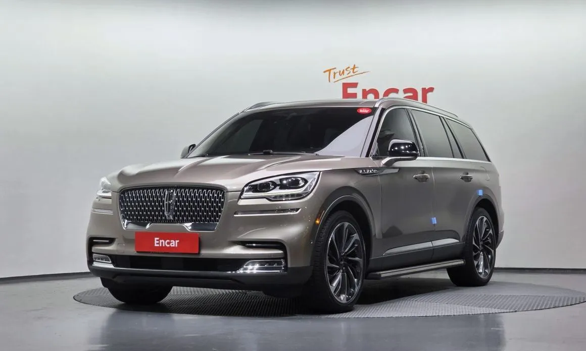 Lincoln Aviator