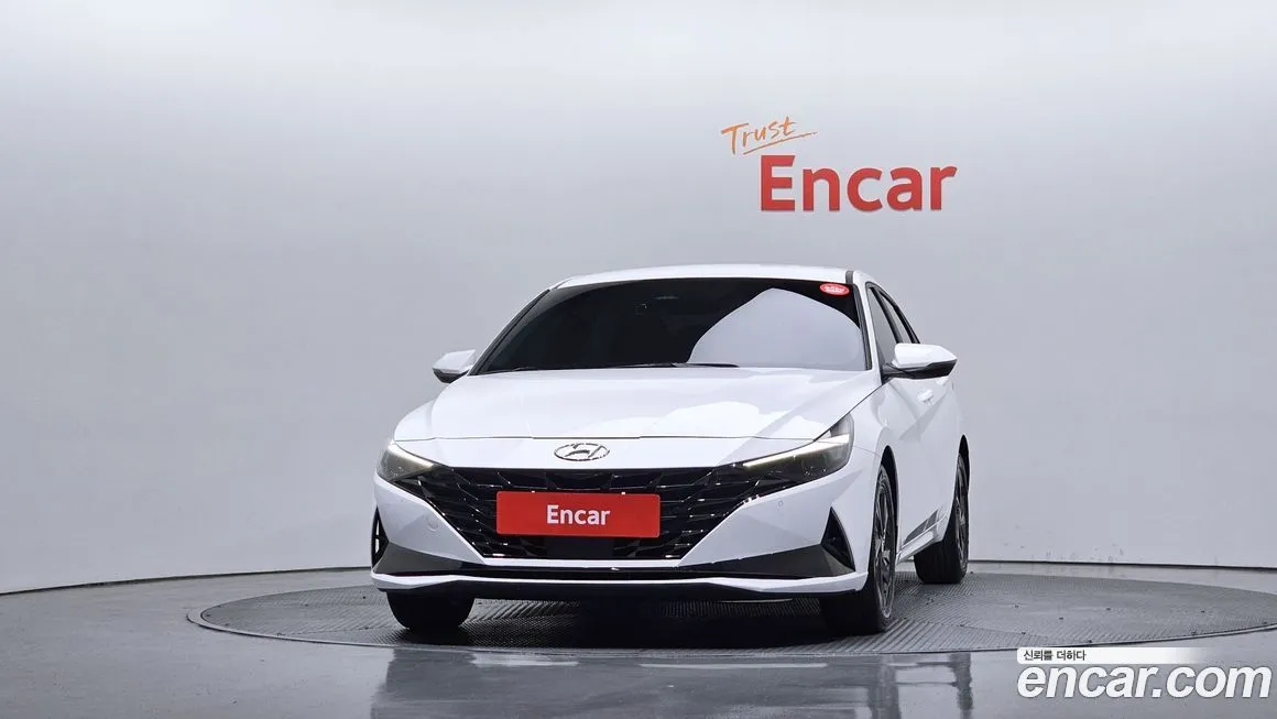 Hyundai AVANTE — фото 2