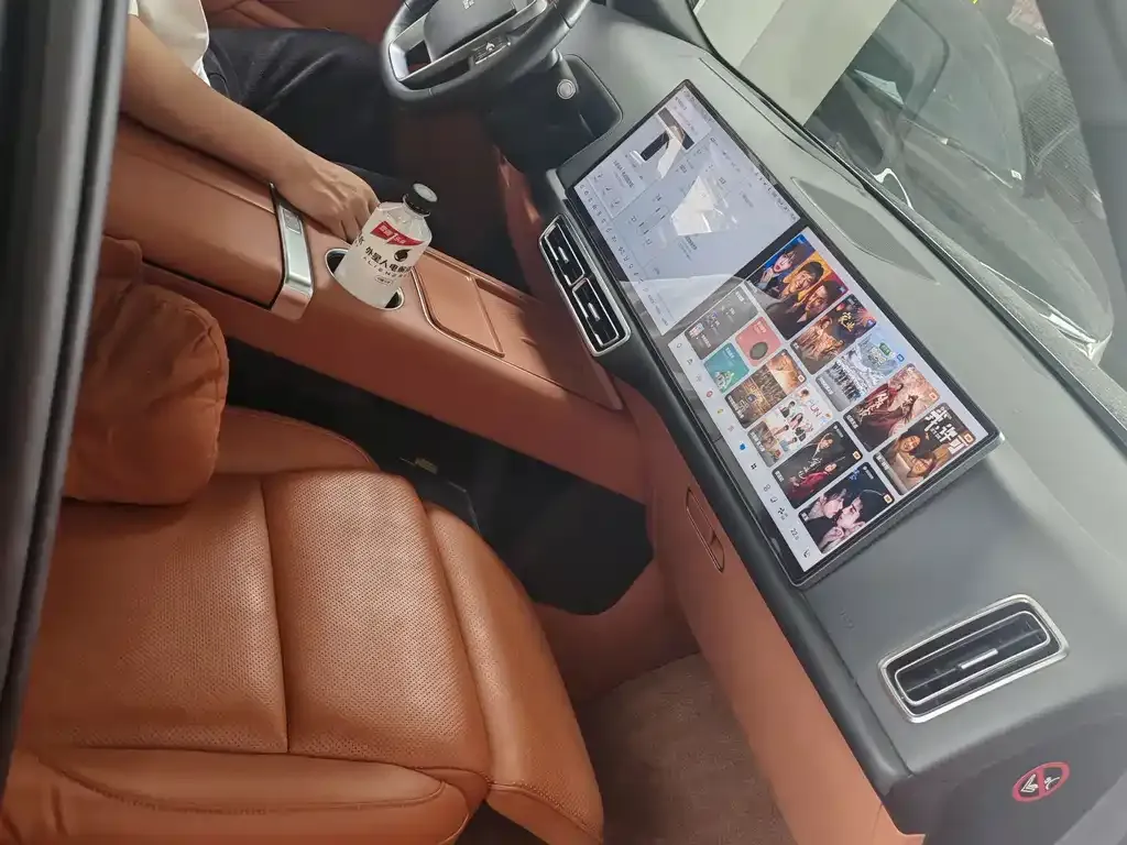 Li Auto L8 2023 из CN, фото 4