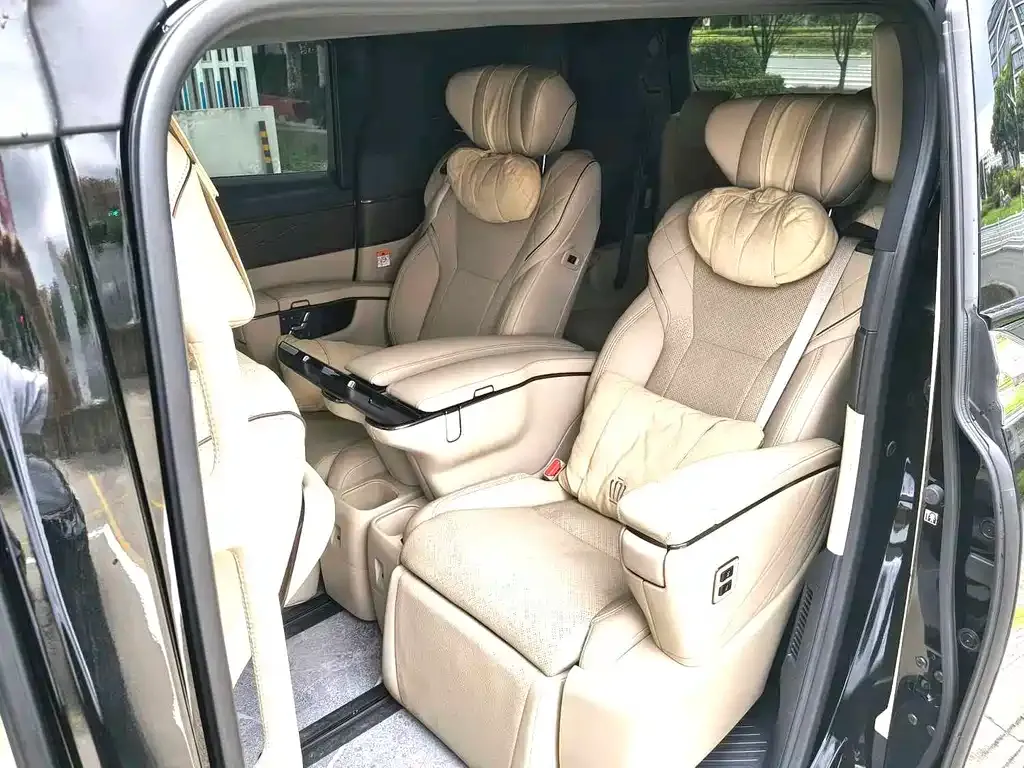 Toyota Vellfire — фото 6