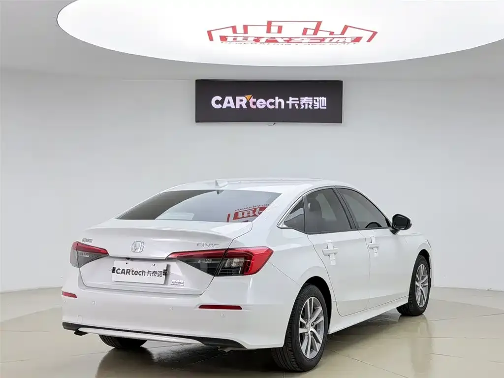 Honda Civic — фото 4