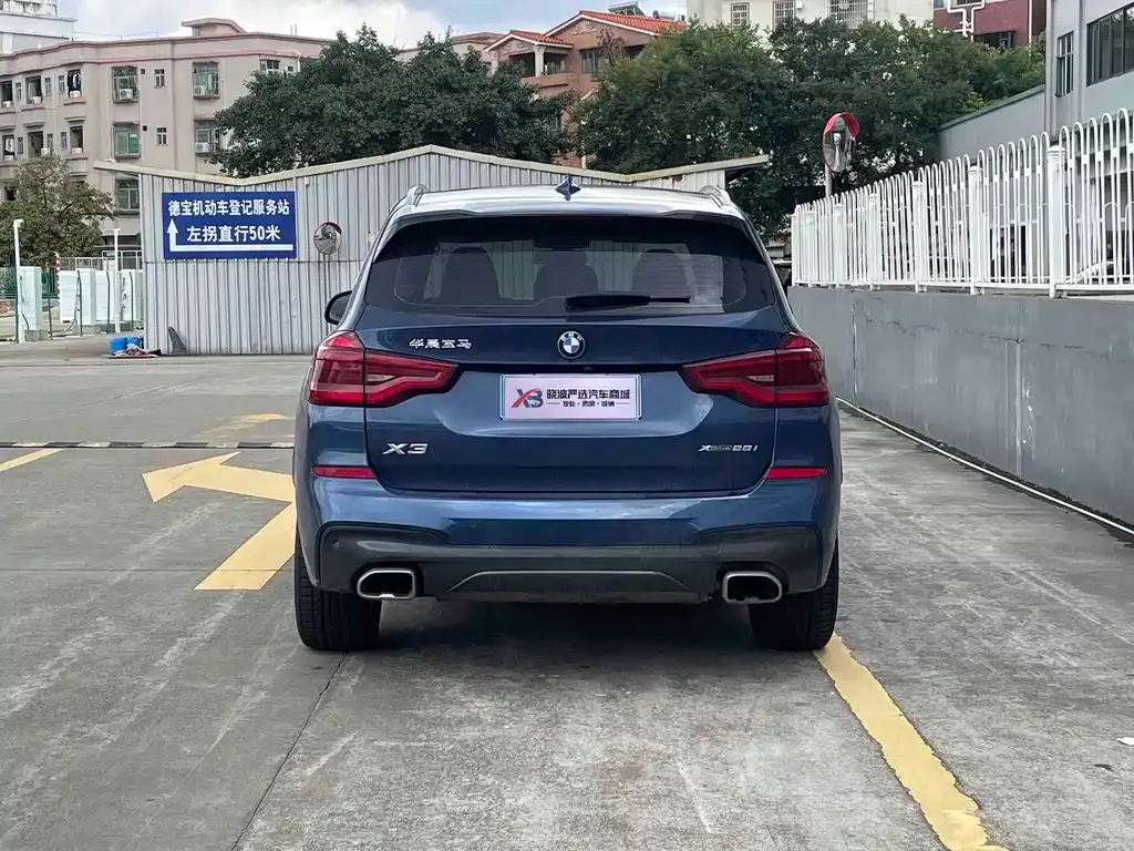 BMW X3 — фото 10