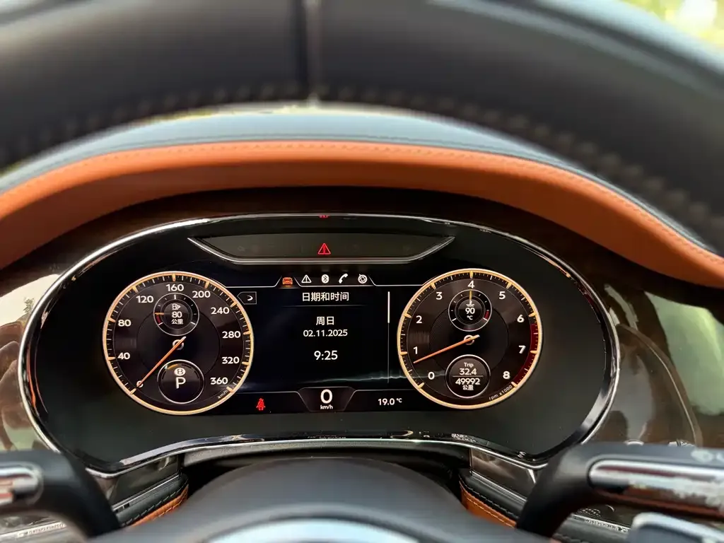 Bentley Flying Spur — фото 5