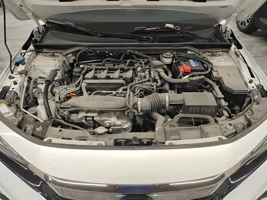 Honda Civic — фото 10