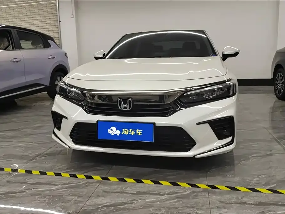 Honda Civic — фото 9