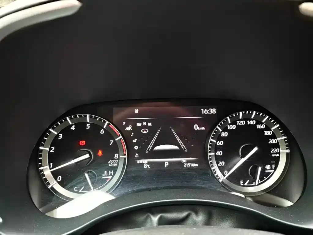 Toyota Highlander 2024 из CN, фото 2