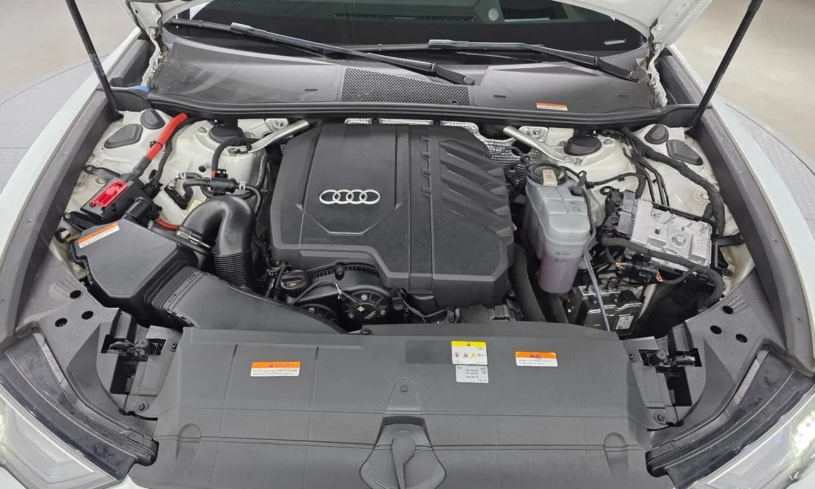 Audi A6 — фото 10